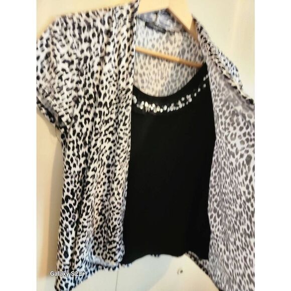 F31 Notations leopard print blouse petite - Picture 5 of 11